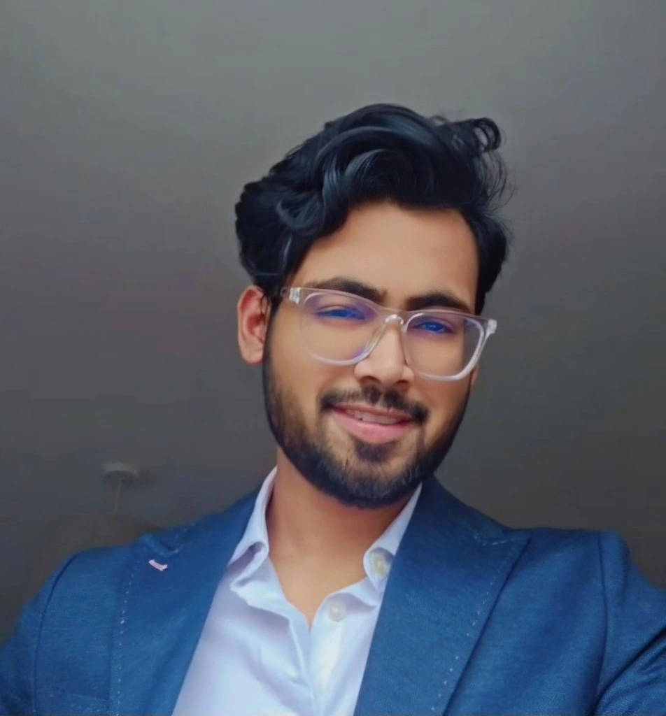 From running a virtual business to managing real-world operations: how LSBU helped Mehedi build leadership skills for Amazon