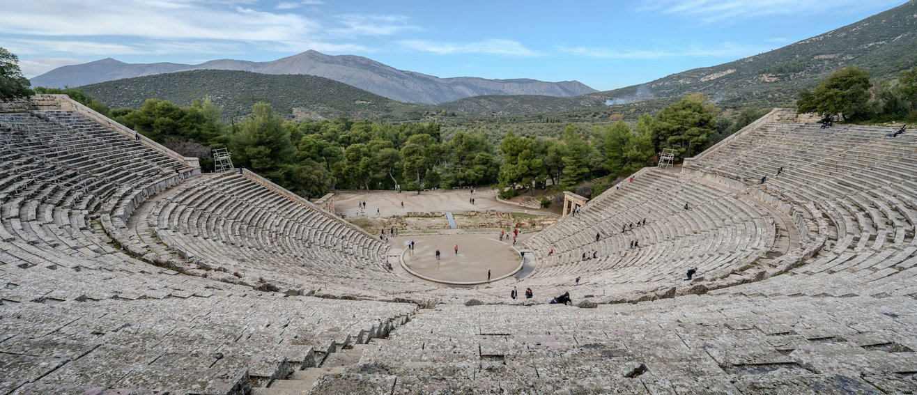 greece-ampitheatre-1316x567.jpg