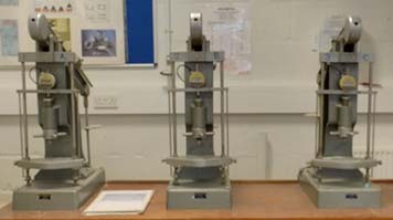 Take a virtual tour of the thermodynamics and strength of materials laboratories