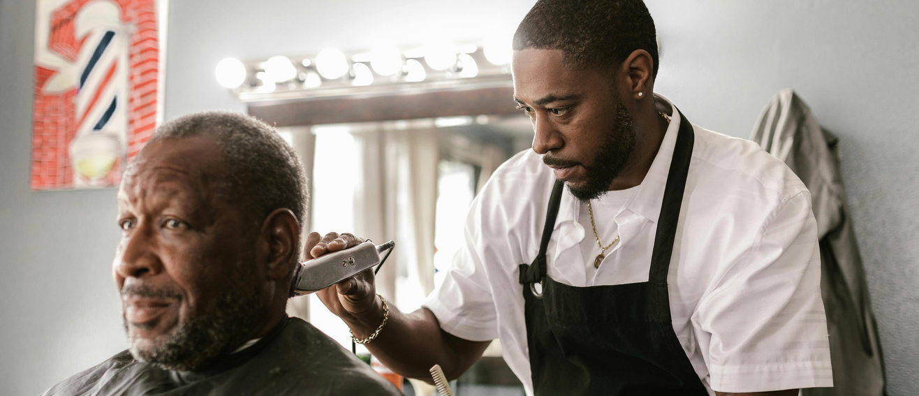 barbershop-client-hair-1316x567.jpg